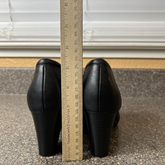 Clarks Collection Shoe Comfort Block Heel Womens 6.5M Black Leather Classic Pump - Picture 8 of 10